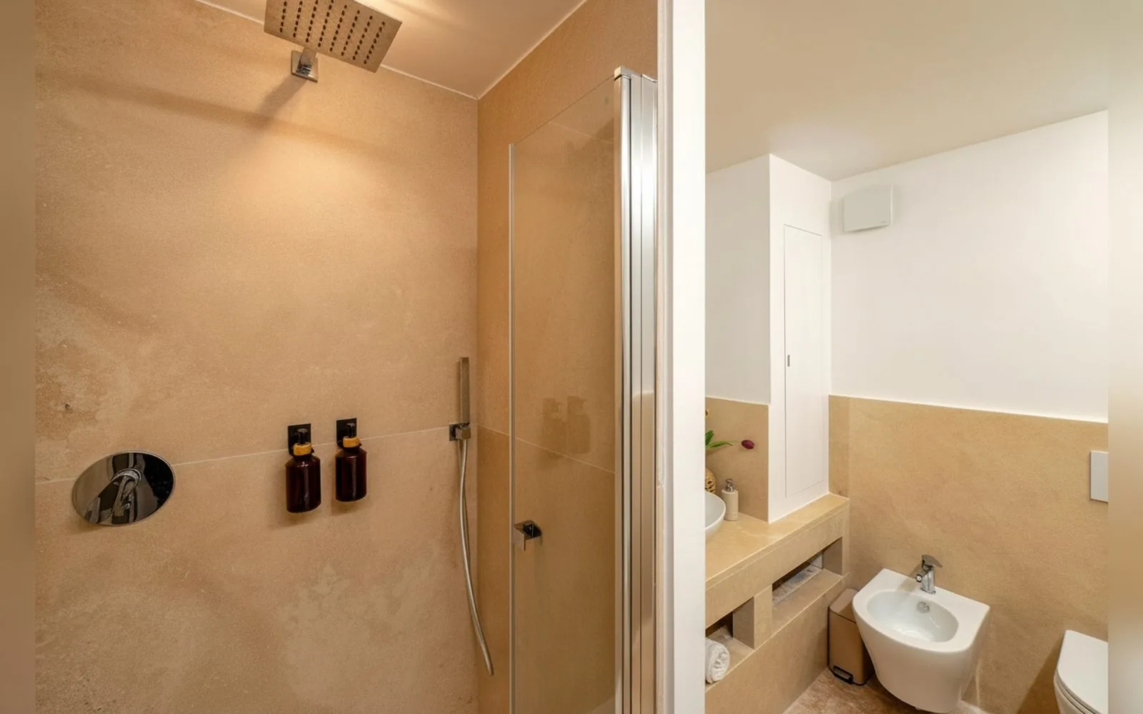 Suite on the RIVER Apartment,  — galleria foto 16