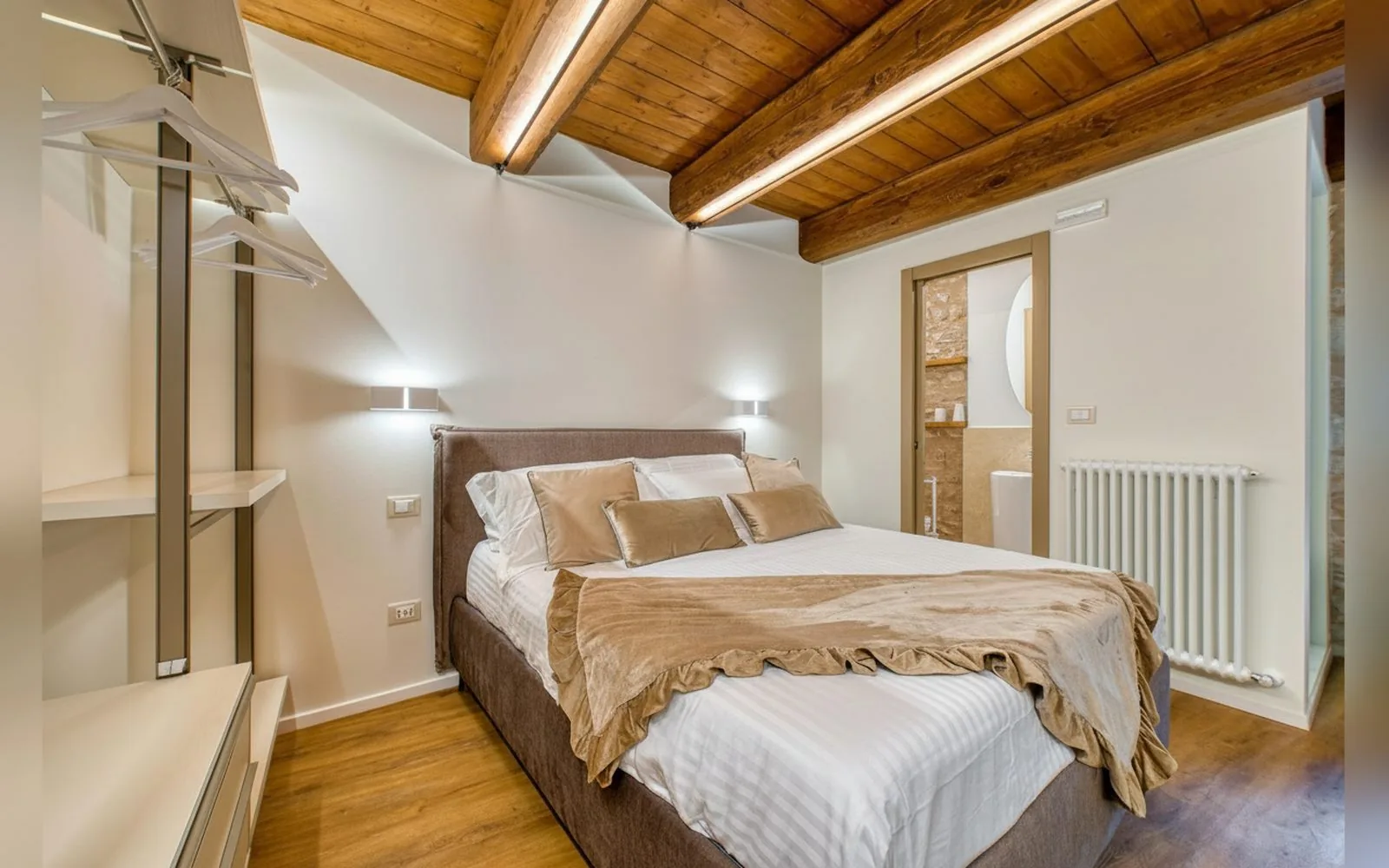 Suite on the RIVER Apartment,  — galleria foto 5